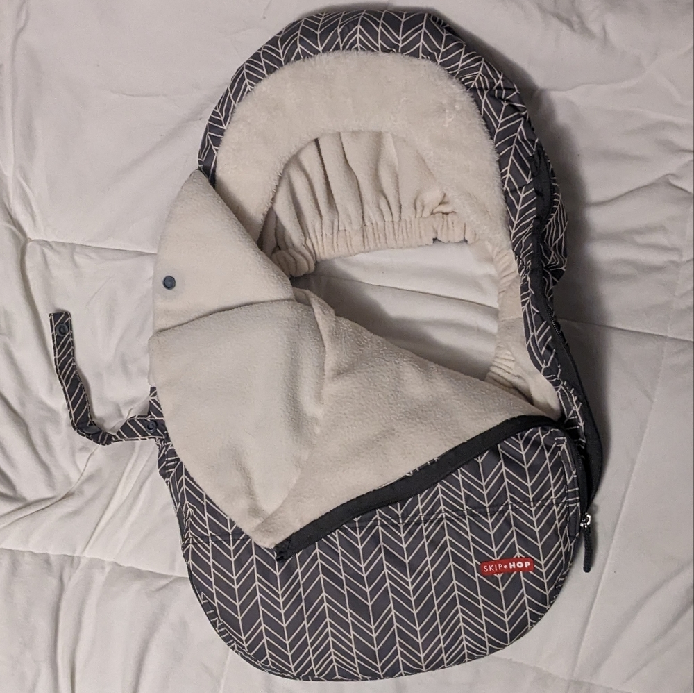 Skip Hop Stroll & Go Car Seat Cover